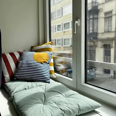 Beautiful With Parking Close To The Sea & Center Ostende