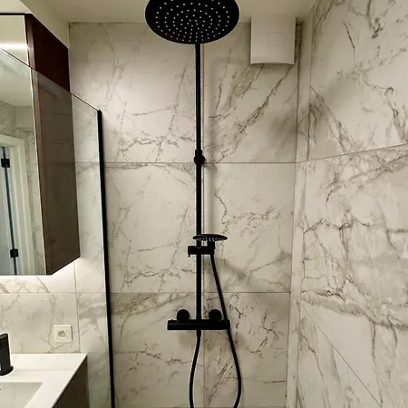 Beautiful With Parking Close To The Sea & Center * Остенде