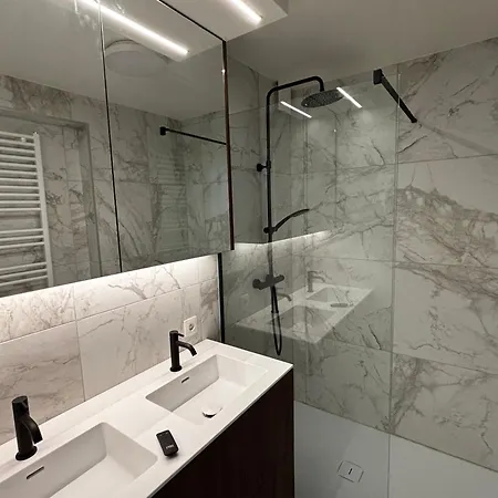 Beautiful With Parking Close To The Sea & Center * Ostende