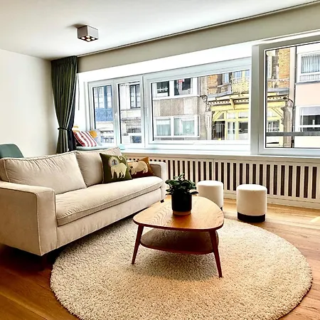 Beautiful With Parking Close To The Sea & Center * אוסטנדה
